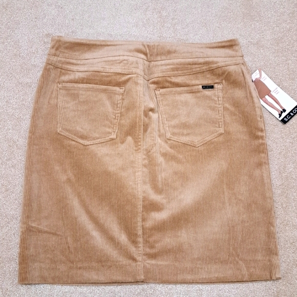S.C. & Co Corduroy Skirt Womens Size 12 Pull On Cord Mini Skirt Tan Brown NWT - Picture 9 of 13